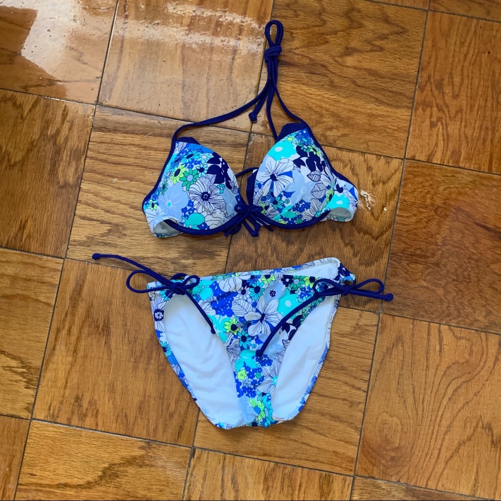 🚫SOLD🚫NEW Victoria’s Secret bombshell bikini set